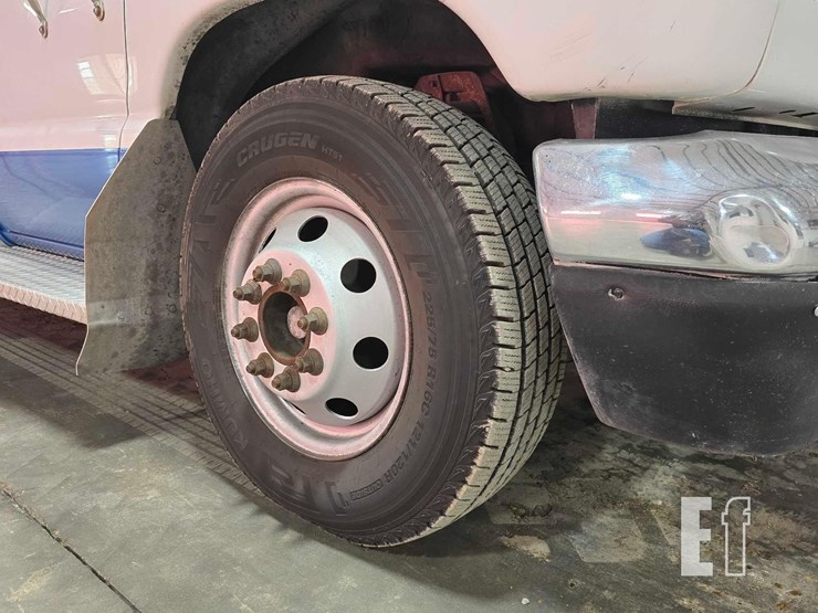 1996-ford-e350-image-27