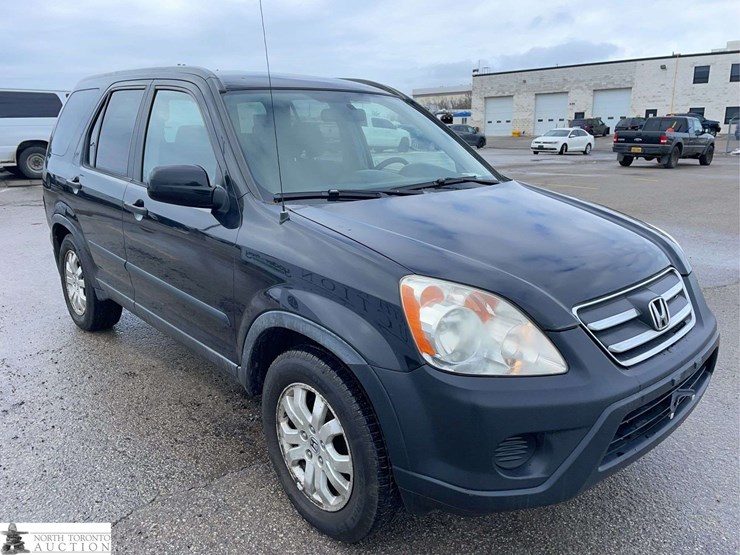 2005-honda-crv-image-7