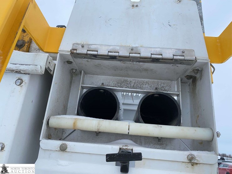 2013-ford-f450-image-35