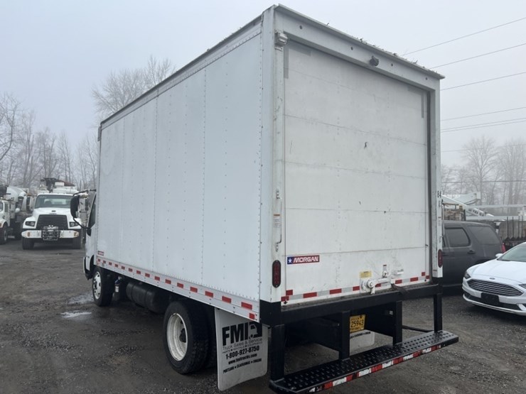 2020-hino-195-image-6