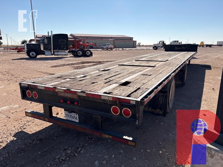 2013-fontaine-step-deck-image-6