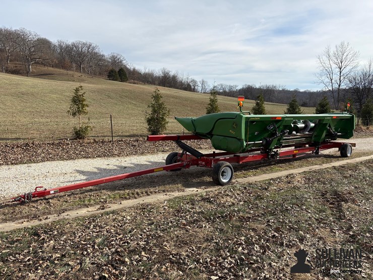 2010-john-deere-2010-image-1