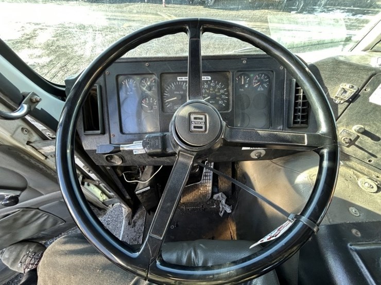 2003-autocar-wx-t/a-roll-off-truck-image-15