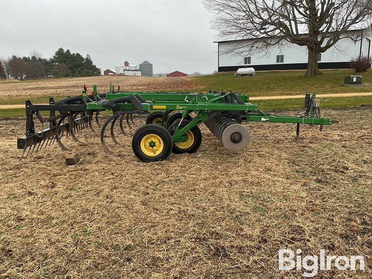 2010-john-deere-714-image-4