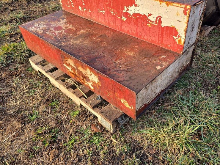 l-shaped-fuel-tank-has-crack-125gallon-image-4