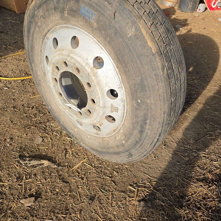 285/75R24.5 spare tire 10lug aluminum rim