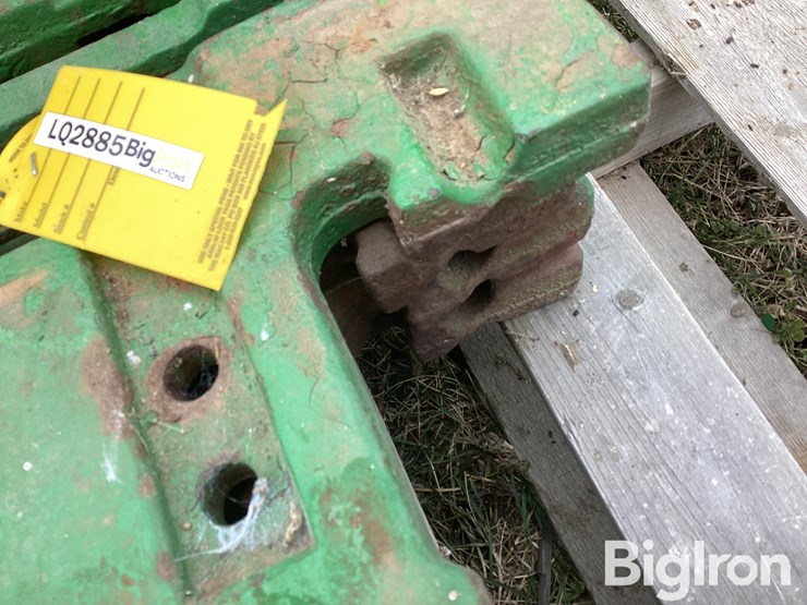 john-deere-suitcase-weights-image-13