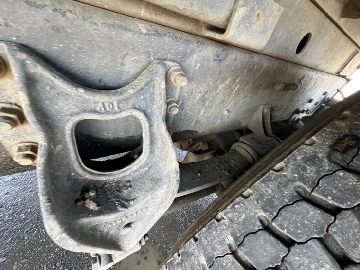 1996-international-4700-image-16