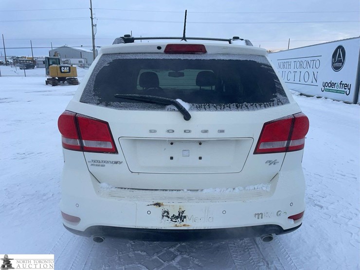 2014-dodge-journey-image-4