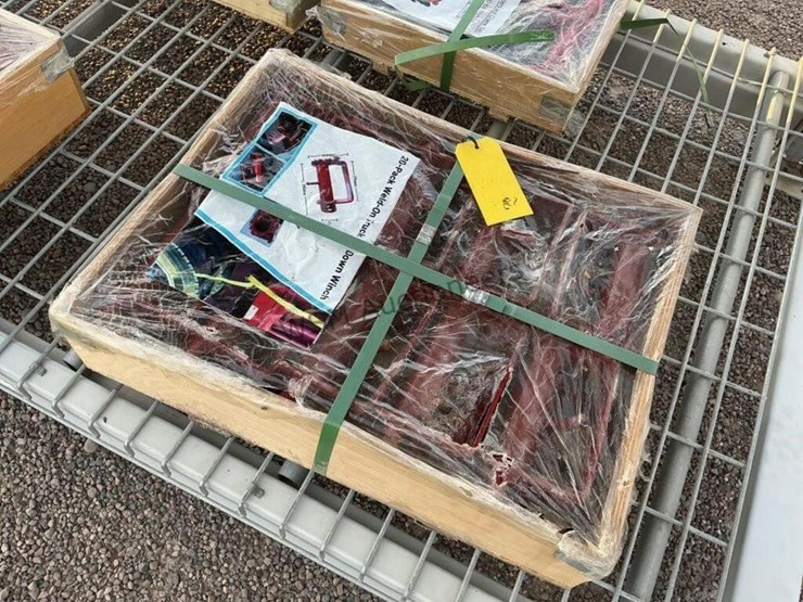 (20)-pack-weld-on-truck-tie-down-winches-image-2