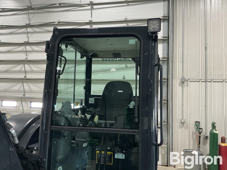 2023-deere-60g-image-11