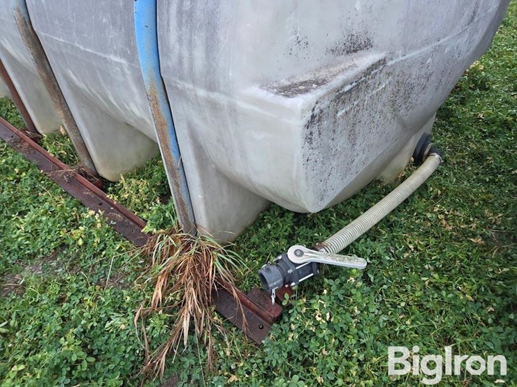 poly-storage-tank-image-14