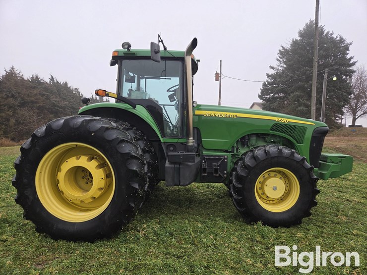 2002-john-deere-8520-image-4
