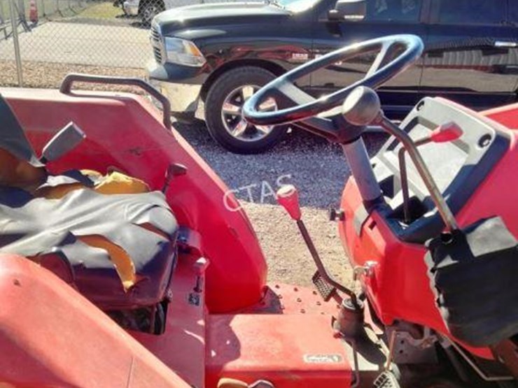 kubota-l2800-image-14