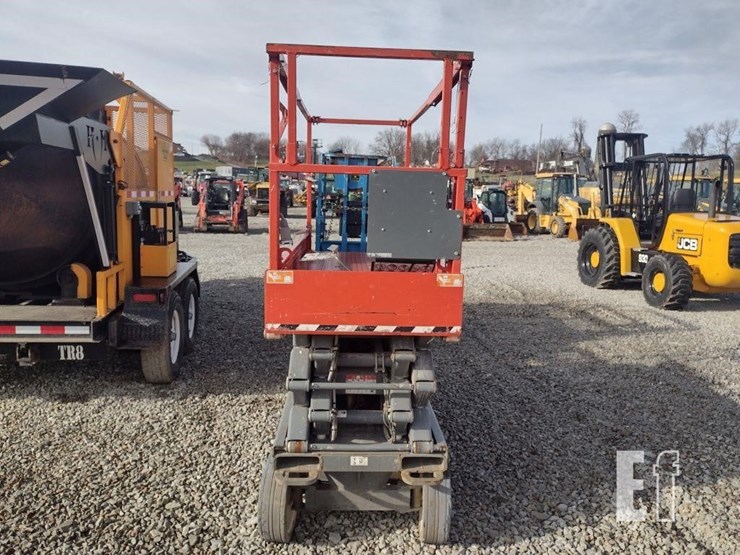 skyjack-sjiii3226-image-5