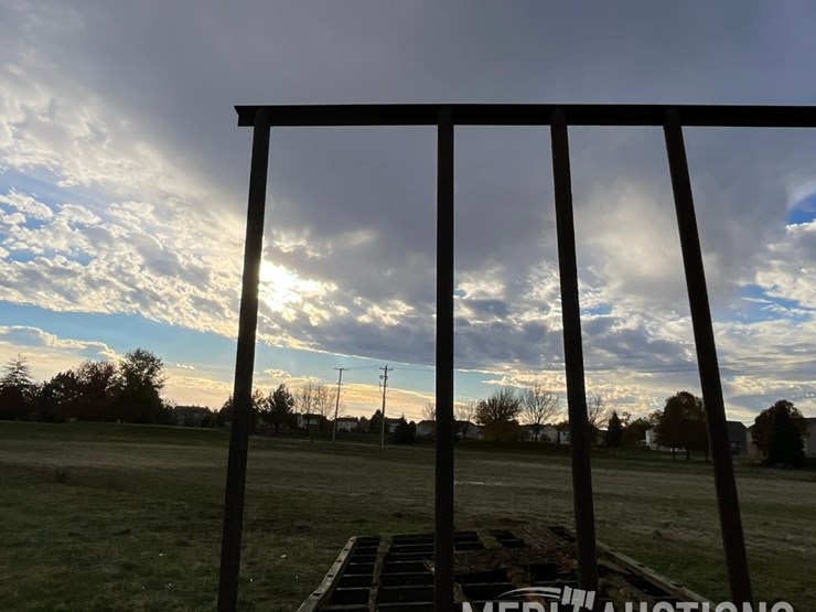 hay-rack-on-john-deere-running-gear-image-28