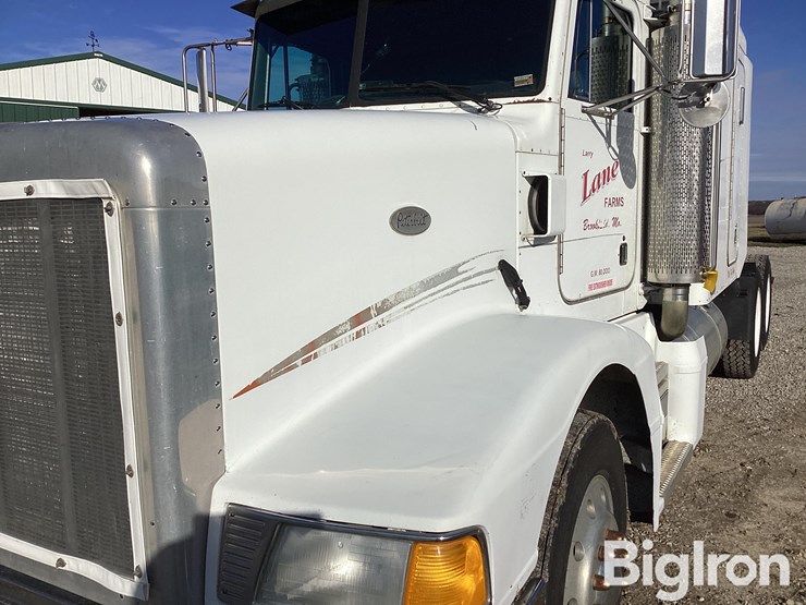 1995-peterbilt-377-image-13