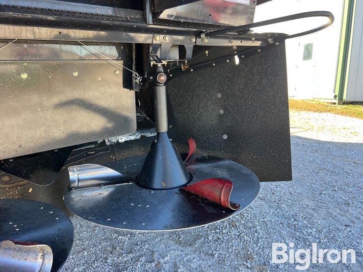 2011-case-ih-5088-image-14