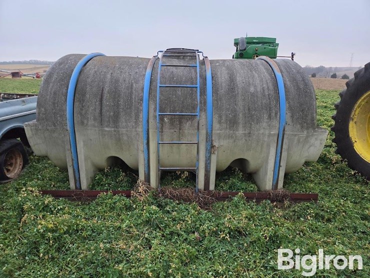 poly-storage-tank-image-2