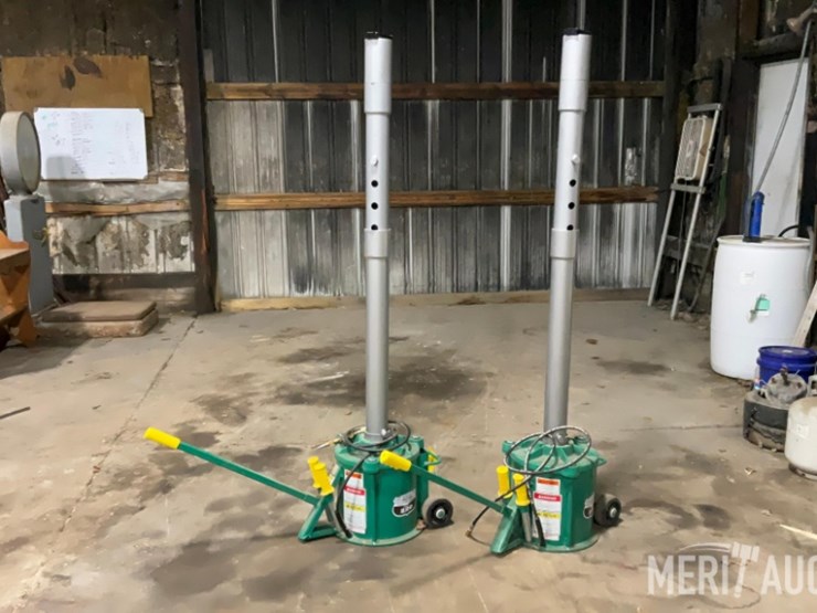 (2)-emerson-manufacturing-company-jack-model-220-image-3