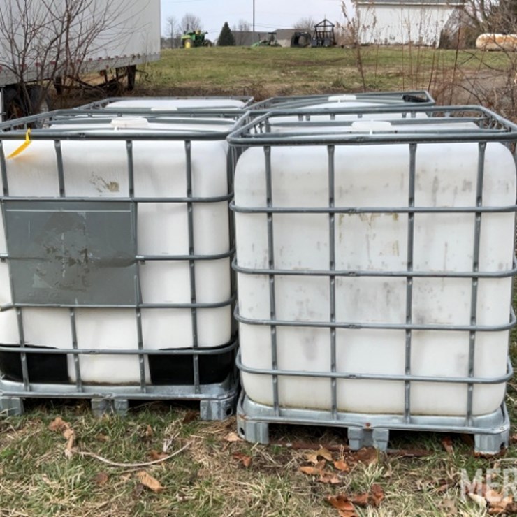 (4) 250 Gallon Poly Totes