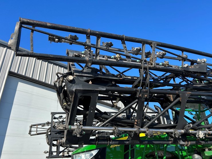 2013-john-deere-4940-image-30