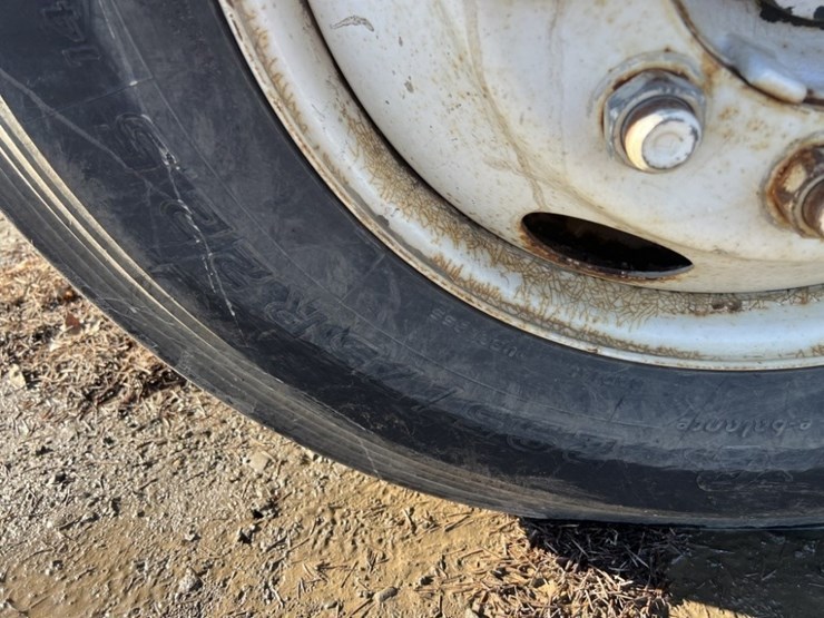 1996-international-4700-image-13