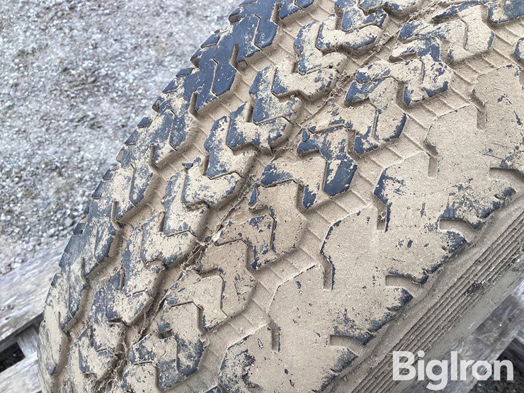 general-ameri-steel-lt235/85r16-tire-&-rim-image-11