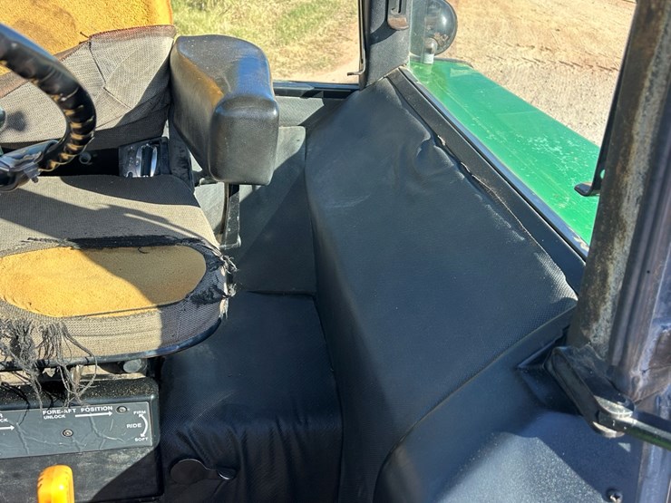 1982-john-deere-4040-image-31
