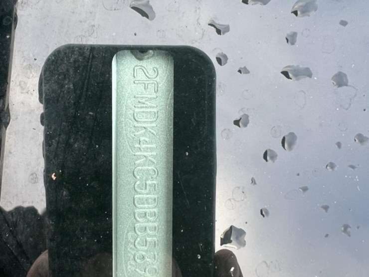 2013-ford-edge-image-18