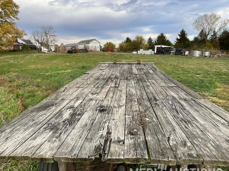 hay-rack-on-running-gear-image-9
