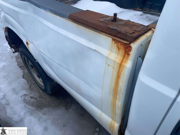 2011-ford-f250-image-28