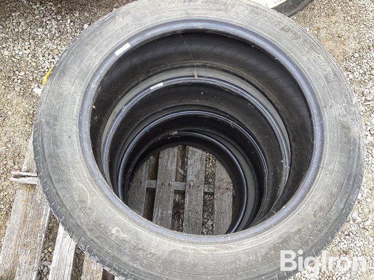 michelin-235/55r20-tires-image-15