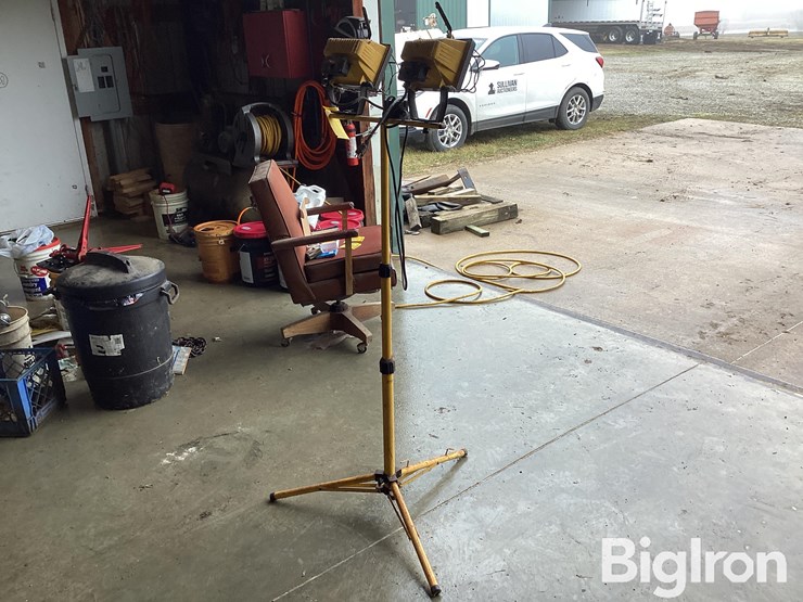 halogen-shop-light-image-5