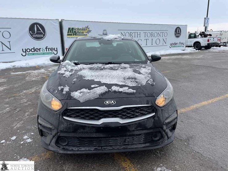 2019-kia-forte-fe-image-2