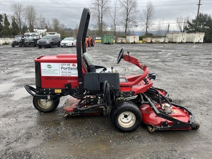 2018-toro-groundsmaster-3500d-rotary-mower-image-3