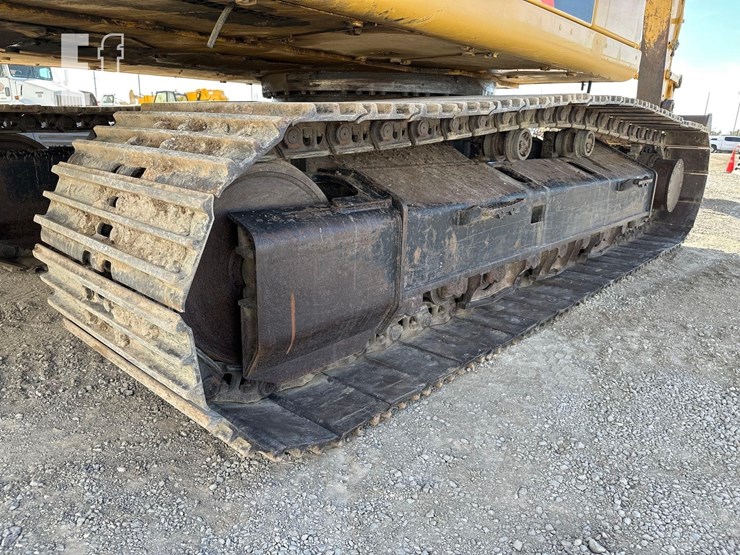 2018-caterpillar-336fl-image-24