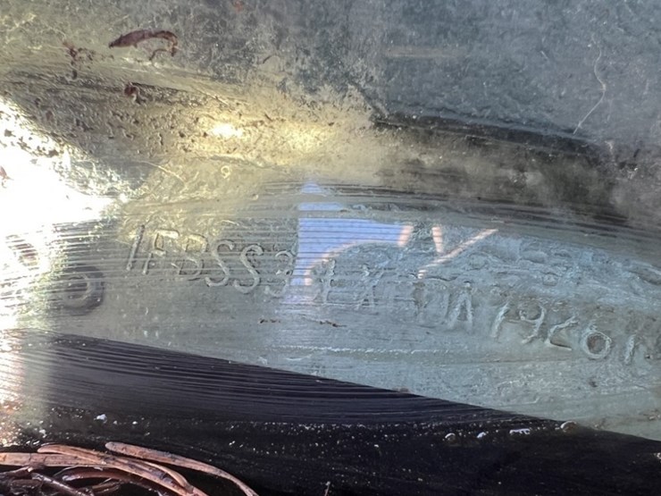 2011-ford-e350-image-9