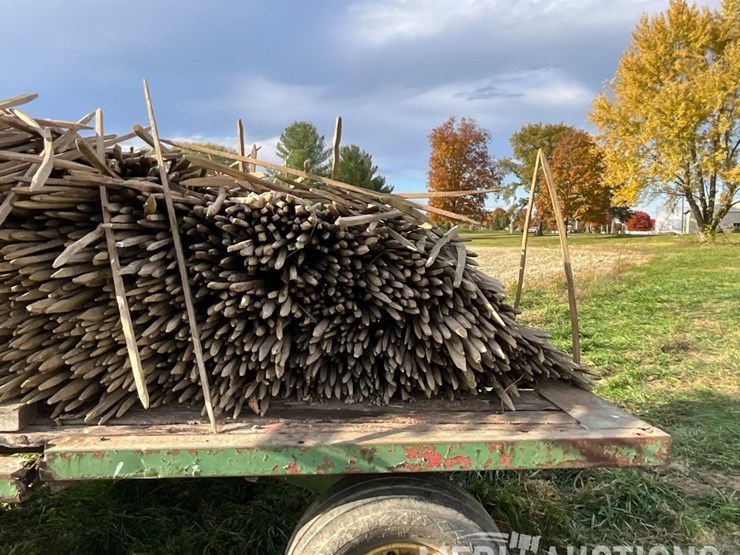 hay-rack-on-john-deere-running-gear-image-18