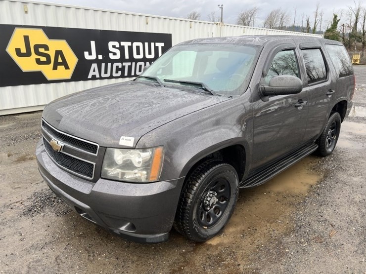 2011-chevrolet-tahoe-image-1