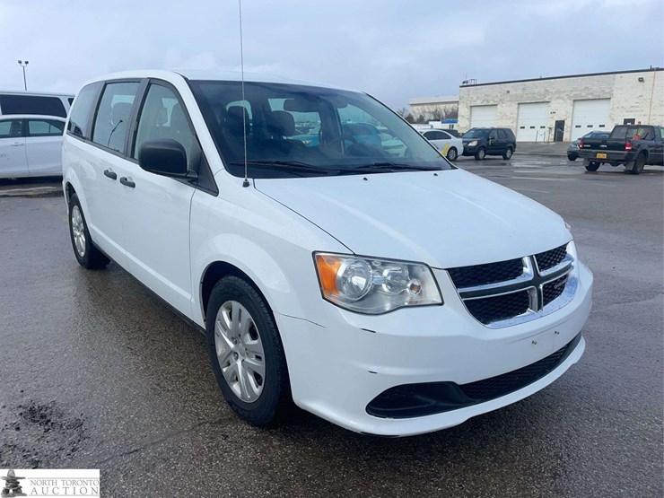 2020-dodge-grand-caravan-se-image-7