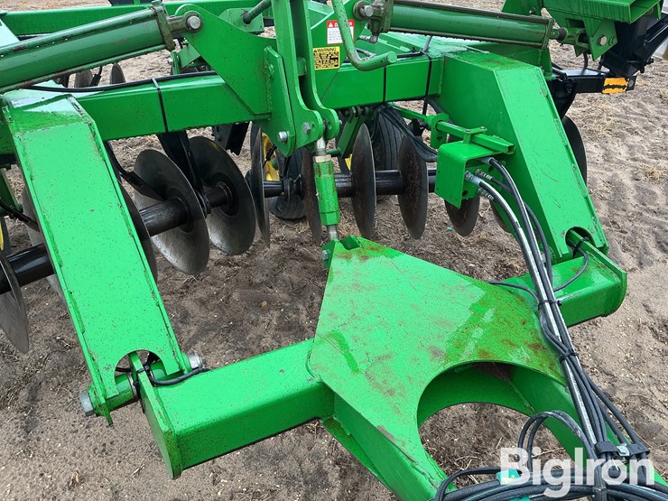 1990-john-deere-630-image-12