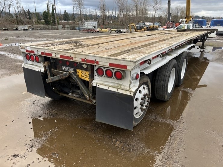 1996-western-quad-axle-flatbed-trailer-image-4