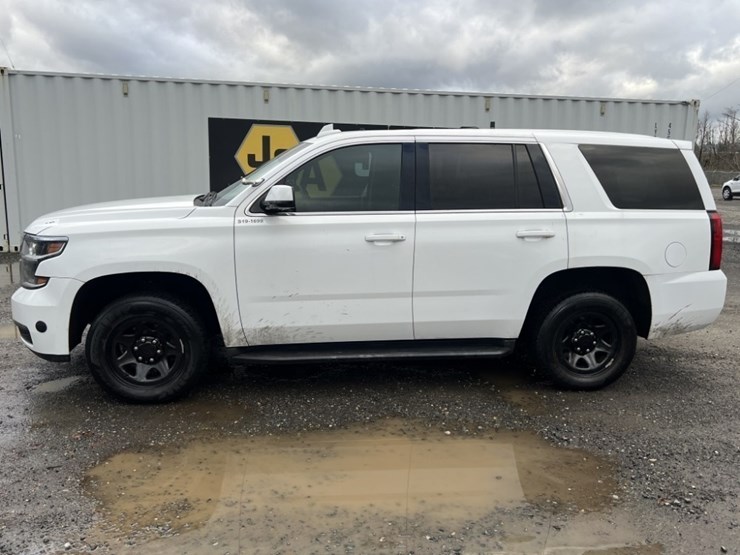 2016-chevrolet-tahoe-image-7