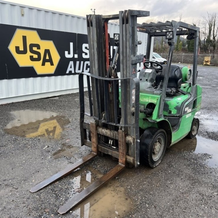 2008 MITSUBISHI FG25N