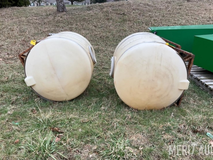 (2)-250-gallon-polly-tanks-image-1