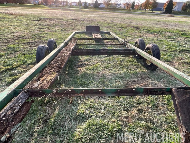 john-deere-implement-trailer-image-27