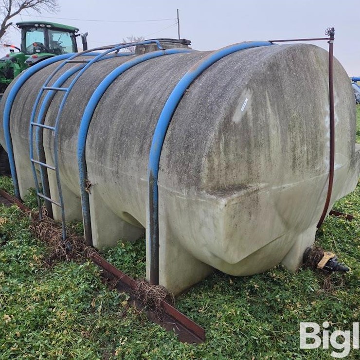 Poly Storage Tank