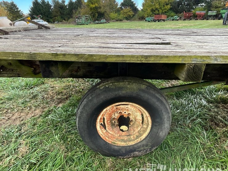 hay-rack-on-running-gear-image-32