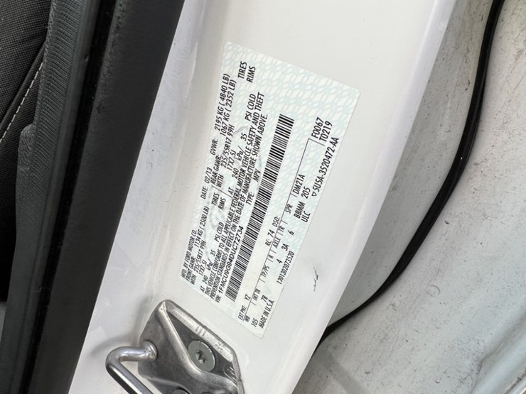 2013-ford-escape-se-image-9